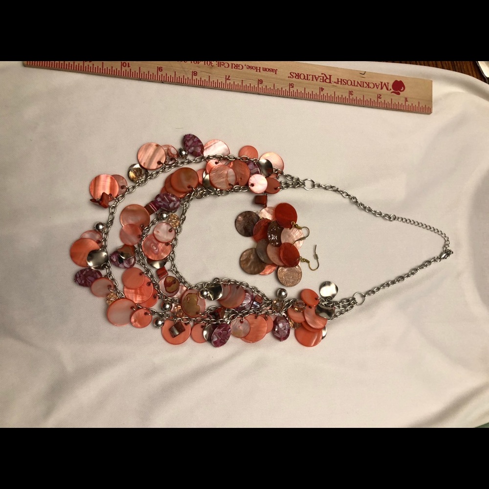 Necklace and earrings set